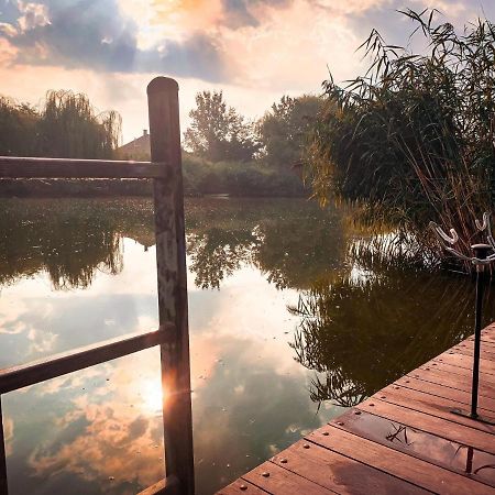 Vadszolo Apartmanhaz Gyomaendrőd Extérieur photo