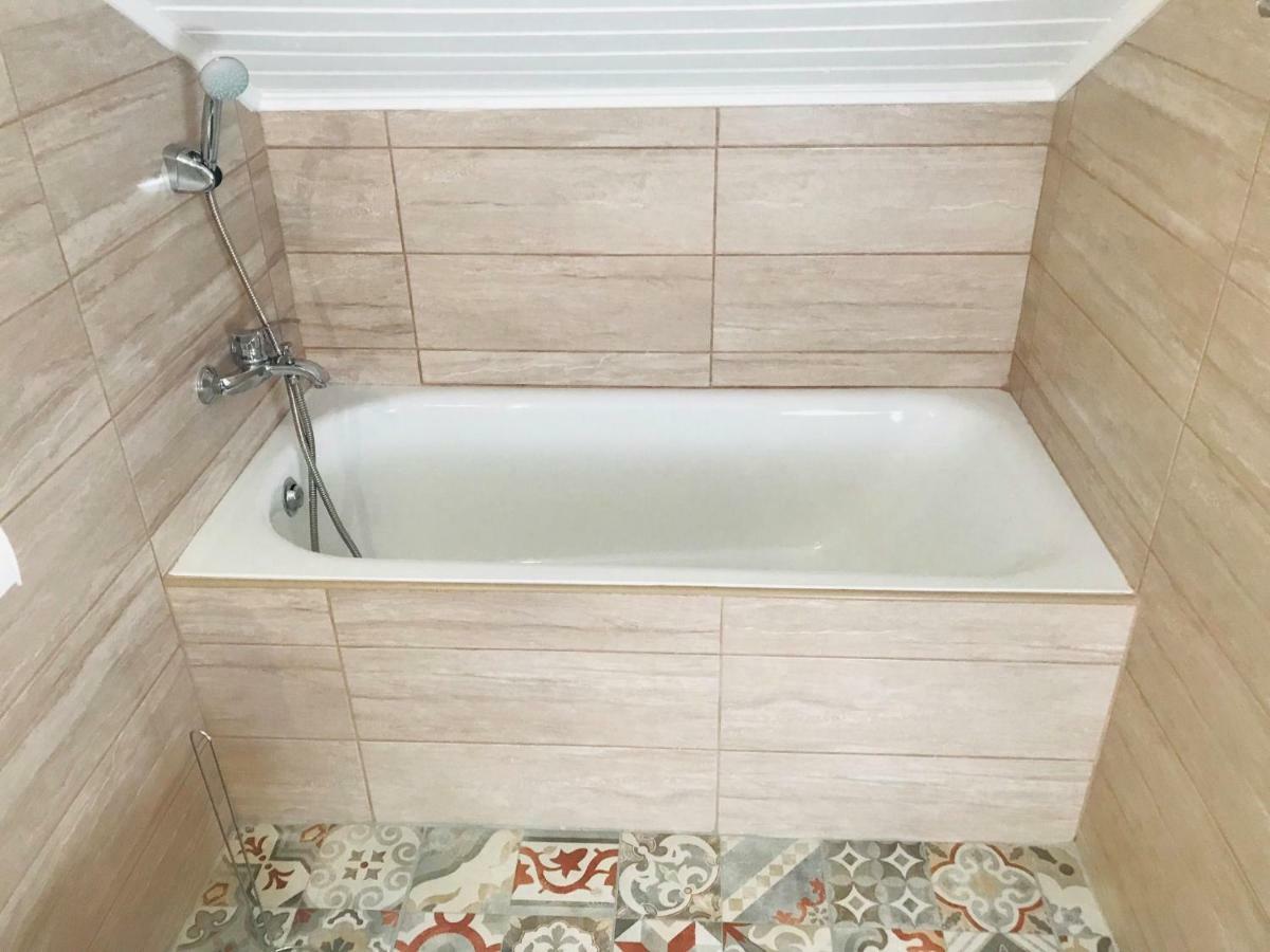 Vadszolo Apartmanhaz Gyomaendrőd Extérieur photo